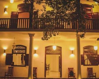 Villa Frangipani - Galle - Building