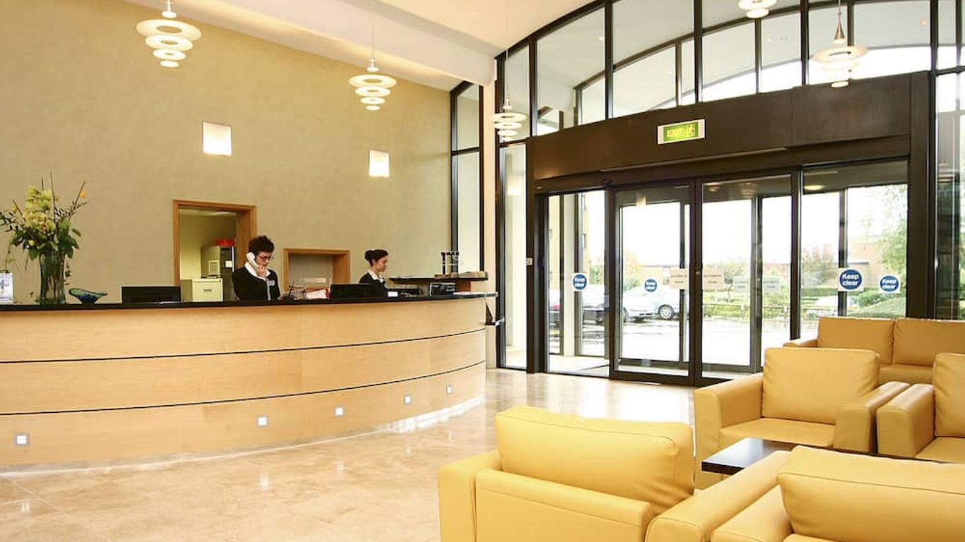 كرانفيلد ماناجيمنت ديفيلوبمنت سينتر