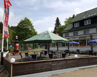 Hotel Engel Altenau - Altenau (Niedersachsen) - Innenhof