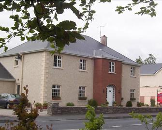 Quay West Ireland - Westport - Building