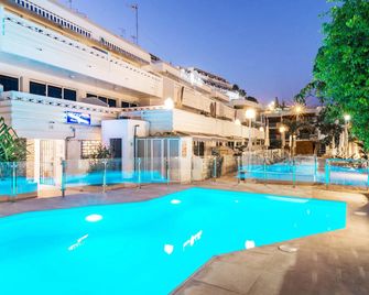 Palm Suites - Puerto Rico - Pool