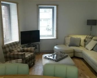 Greentree Inn Chaoyang Coach Station - Chaoyang - Living room