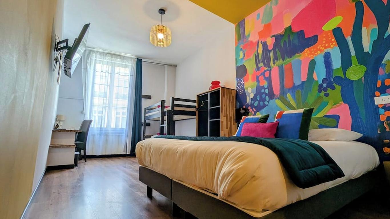 Hôtel Des Arts, Artisanal et Indépendant