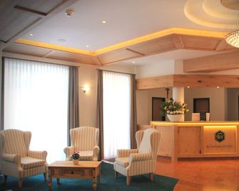 Hotel Schwabenwirt - Berchtesgaden - Front desk