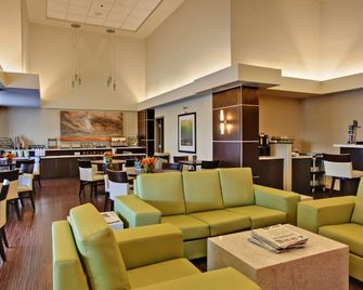 Home Inn & Suites Regina East - Régina - Salle à manger