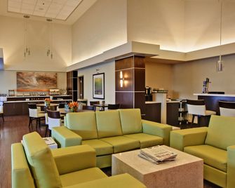 Home Inn & Suites Regina East - Regina - Comedor