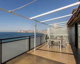 Apartamentos Flats Friends Atlantida - Benidorm - Balcón