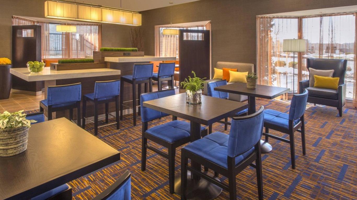 Courtyard by Marriott Cleveland Beachwood