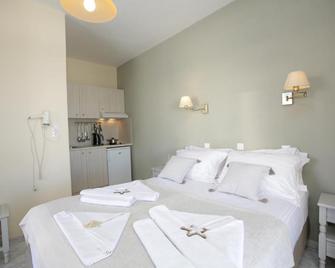 Alexandra's Rooms - Parikia