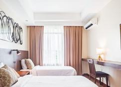 Apartment Ayala Best Cebu Deluxe 4 Rooms Spacious Central District Group Family - 세부 시티 - 침실
