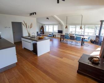 Villa-am Wasser- Wellness-NationaalPark- - Earnewâld - Вітальня