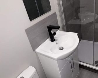 The Lindsey Hotel - Scunthorpe - Baño