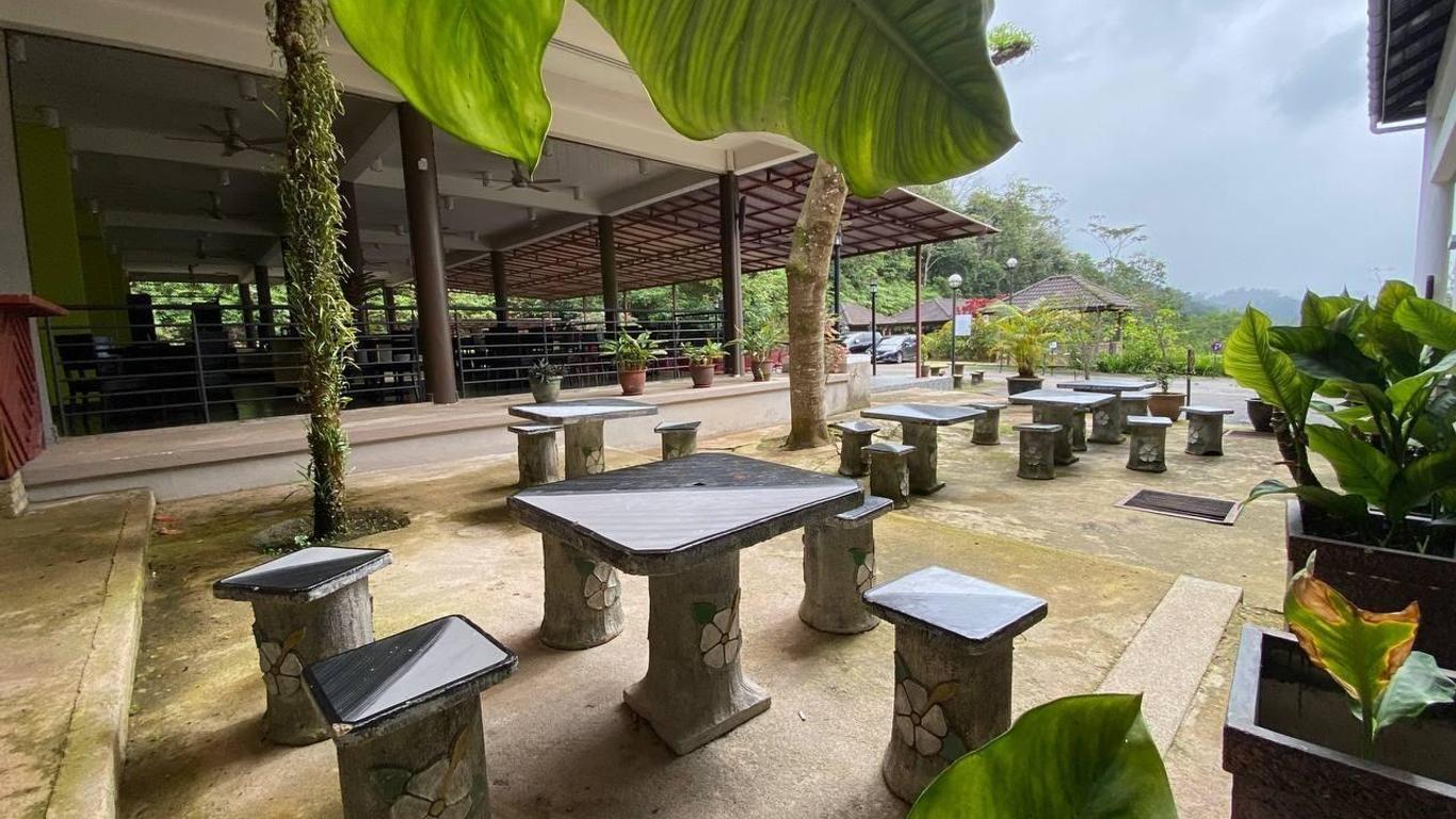 Cherengin Hills Convention & Spa Resort