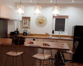 'Ô Tour's Angels' Rabelais - Tours - Yemek odası