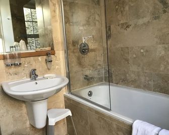 May Cottage B&B - 溫德米爾