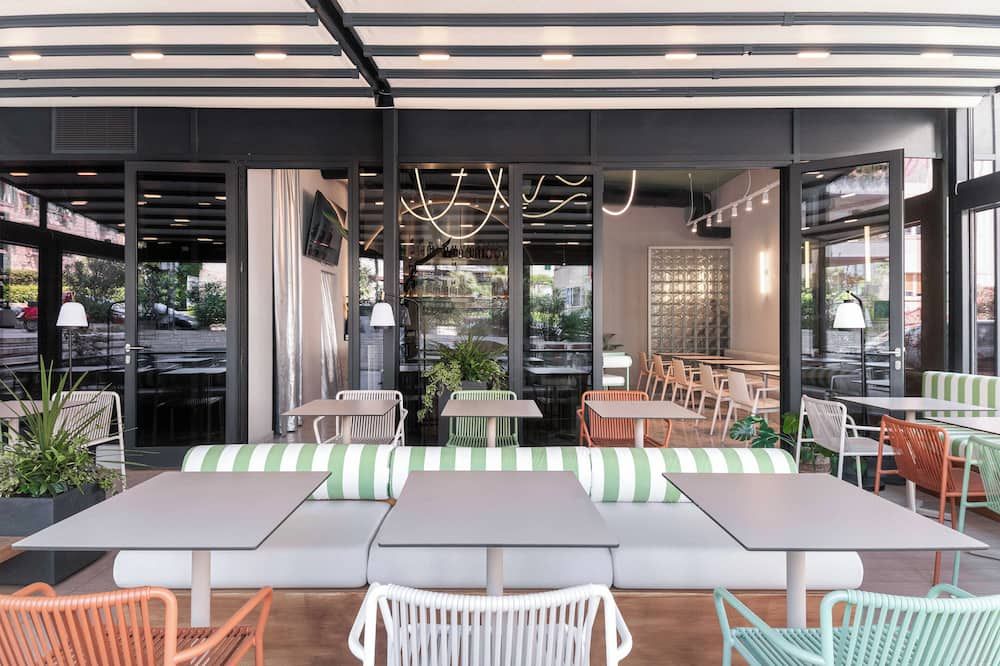 ذا فيو لكجري روومز - سبليت - مطعم