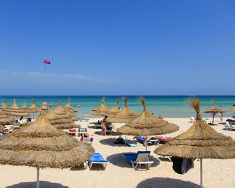 One Resort Jockey Monastir - Monastir - Strand
