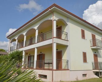 Larus Hotel - Sangineto - Building