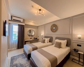 Hotel Fortunagrande Malioboro Yogyakarta - Yogyakarta