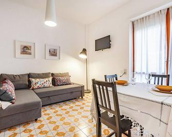 Caddipulina Apartment 200m Sea Gallipoli - Happy Rentals - Gallipoli - Salle à manger