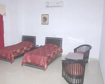 Premdeep International Kashipur - Kashipur - Bedroom