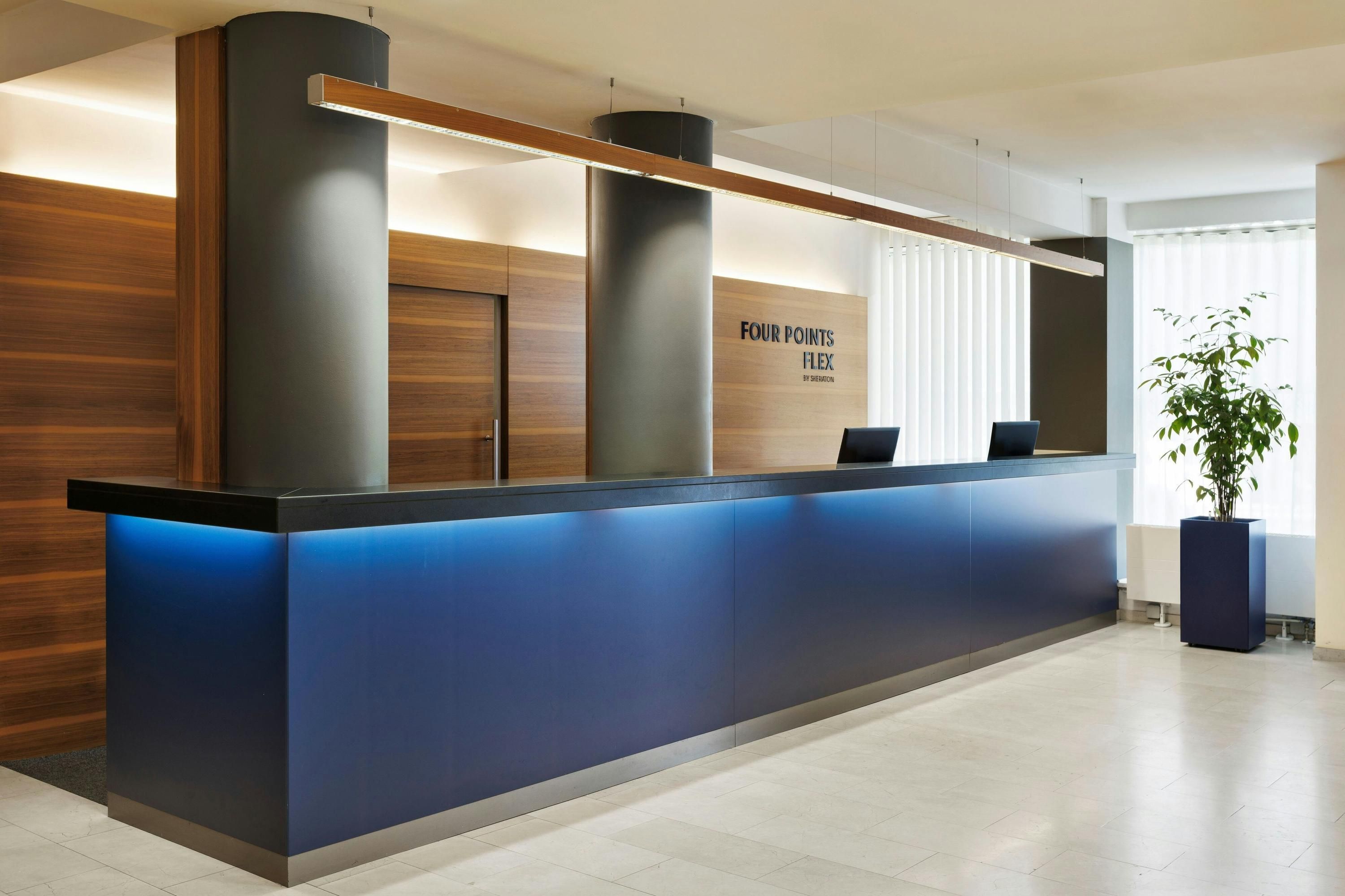 Four Points Flex by Sheraton Vienna Hauptbahnhof - וינה - דלפק קבלה