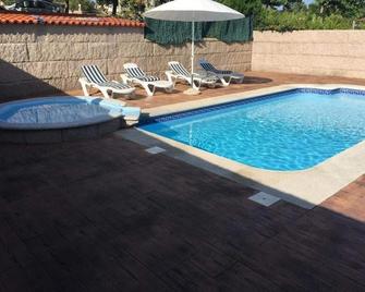 Pension Playa Mar Cachadiñas - O Grove - Pool