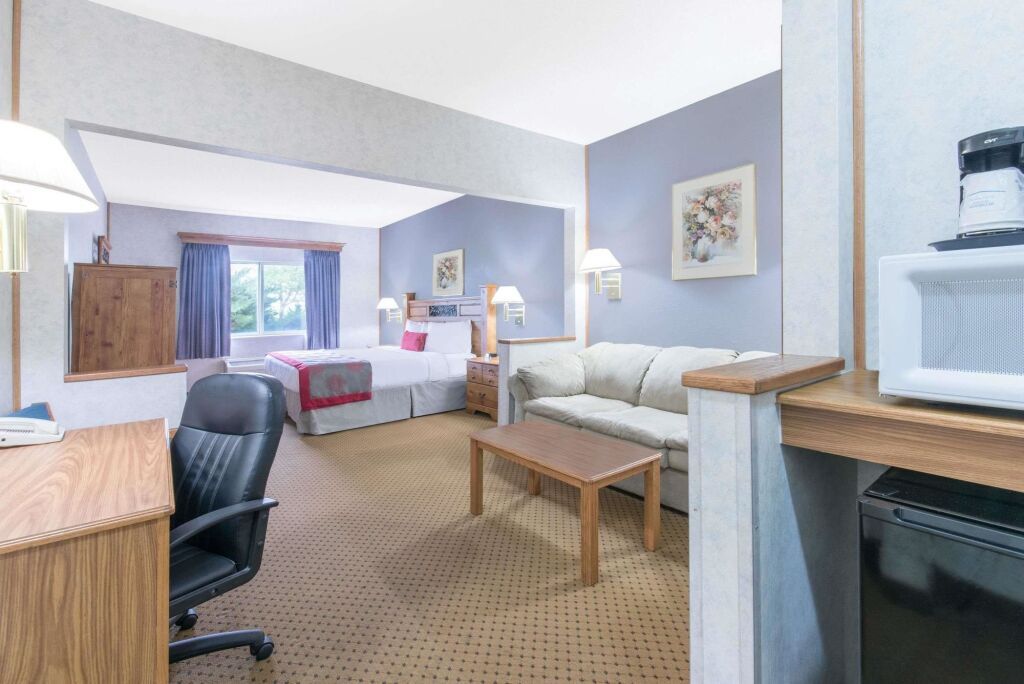 Ramada Limited Bismarck Northeast - بسمارك - غرفة نوم