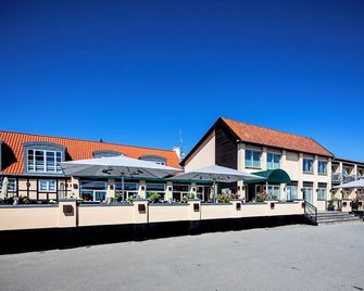 Strandhotellet Mols - Ebeltoft - Edificio