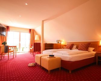 Cafe-Restaurant Zum Hochreiter - Spalt - Phòng ngủ