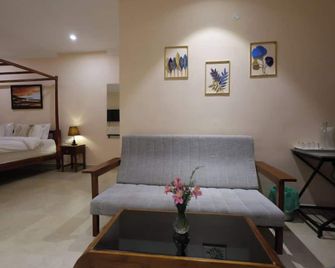 The Forest Haven - Ooty - Living room