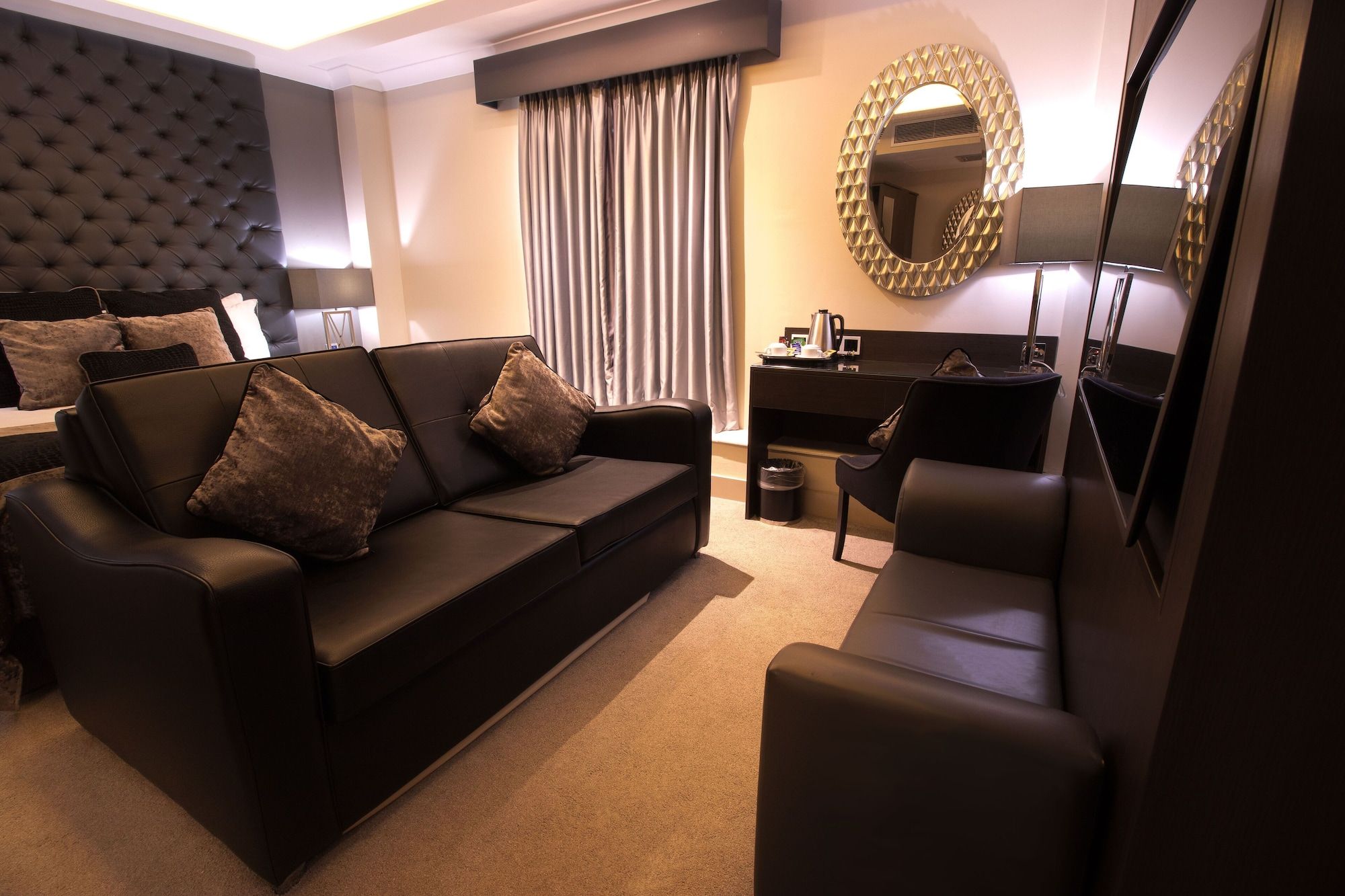 The Continental Hotel and Spa, Heathrow - Hounslow