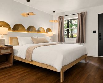 Forest Springs Resort - Eureka Springs