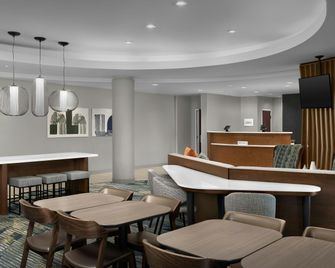 SpringHill Suites by Marriott Lynchburg Airport/University Area - לינצ'בורג - מסעדה