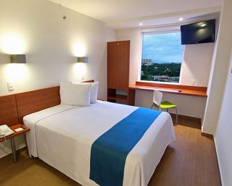 وان بويرتو فالارتا أيروبويرتو - بورتو فولارتا - غرفة نوم