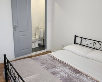 Hôtel de l'Europe - Pantin - Ložnice