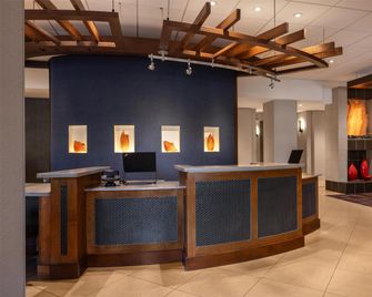 Hyatt Place Detroit Utica - Utica - Lobby