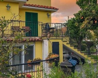 B&B Massico Apartments - Sant'Agnello - Outdoors view