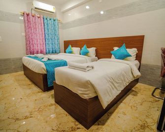 Hotel mirka plaza - Bhubaneswar - Slaapkamer