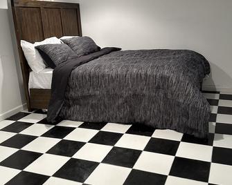 Cozy newly renovated apartment in Fresh Meadows, Queens - Queens - Sypialnia