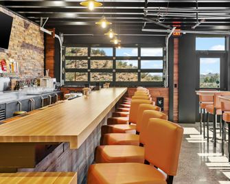 Cobblestone Hotel & Suites - Wickenburg - Wickenburg - Bar