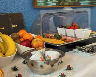 The Chatwal Boutique Hotel - Blackpool - Buffet