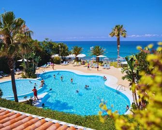 Hotel Ipomea Club - ריקאדי - בריכה