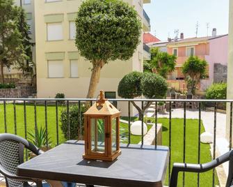 Residenze Le Vele - La Maddalena - Balcón