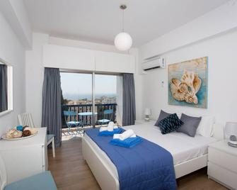 White Arches Sea View Apartment - Limassol - Bedroom