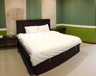 Greenview Hotel - Uttaradit - Bedroom