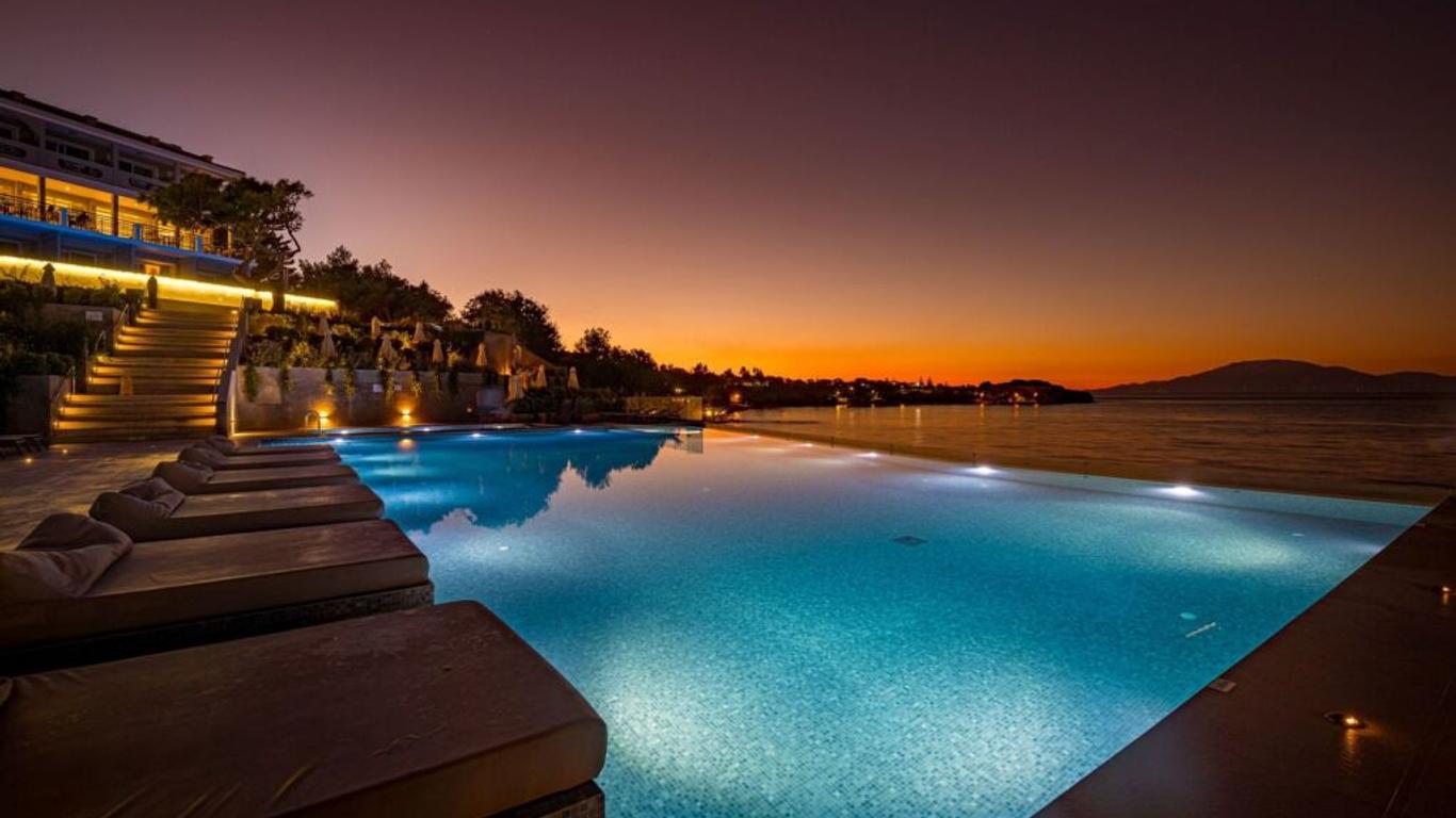 Alexandra Beach Resort & Spa