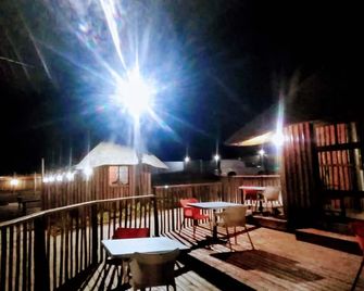 Rest Camp Lodge - Manzini - Balcón