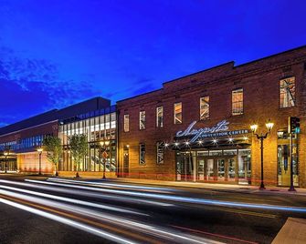 Econo Lodge Augusta, Downtown - אוגוסטה - בניין