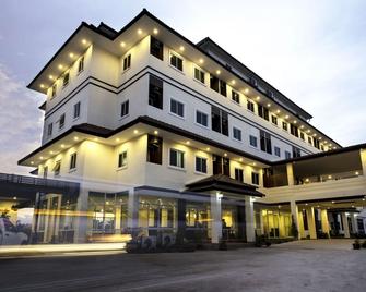The Rich Residence - Bang Kung - Gebäude